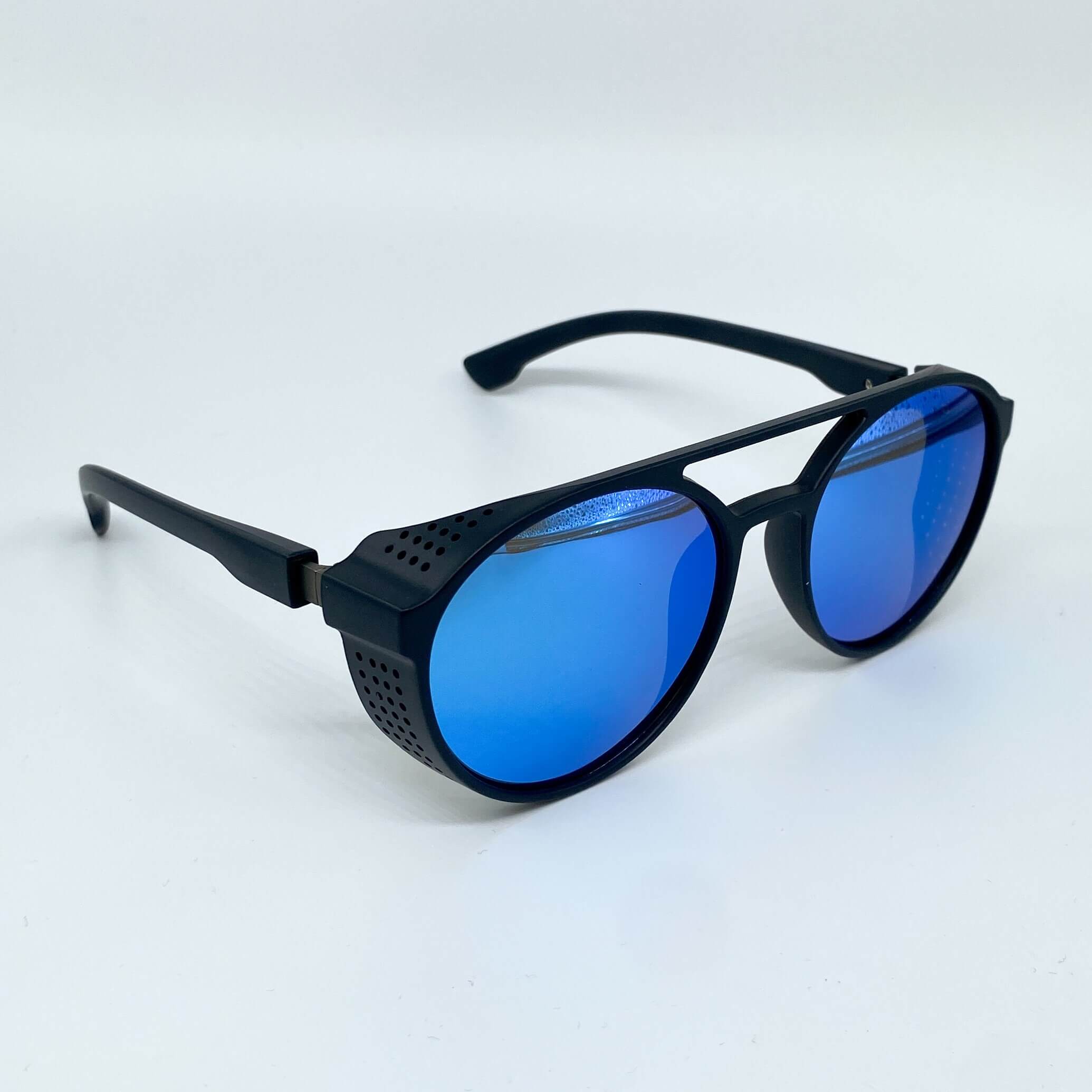 Danny narrow rectangular sunglasses with a slim frame and dark lenses for a retro-inspired urban and festival aesthetic - Party People.