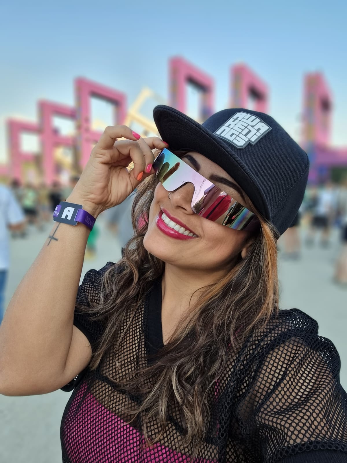 Feid Sunglasses | Iridescent Futurist Shield Frames