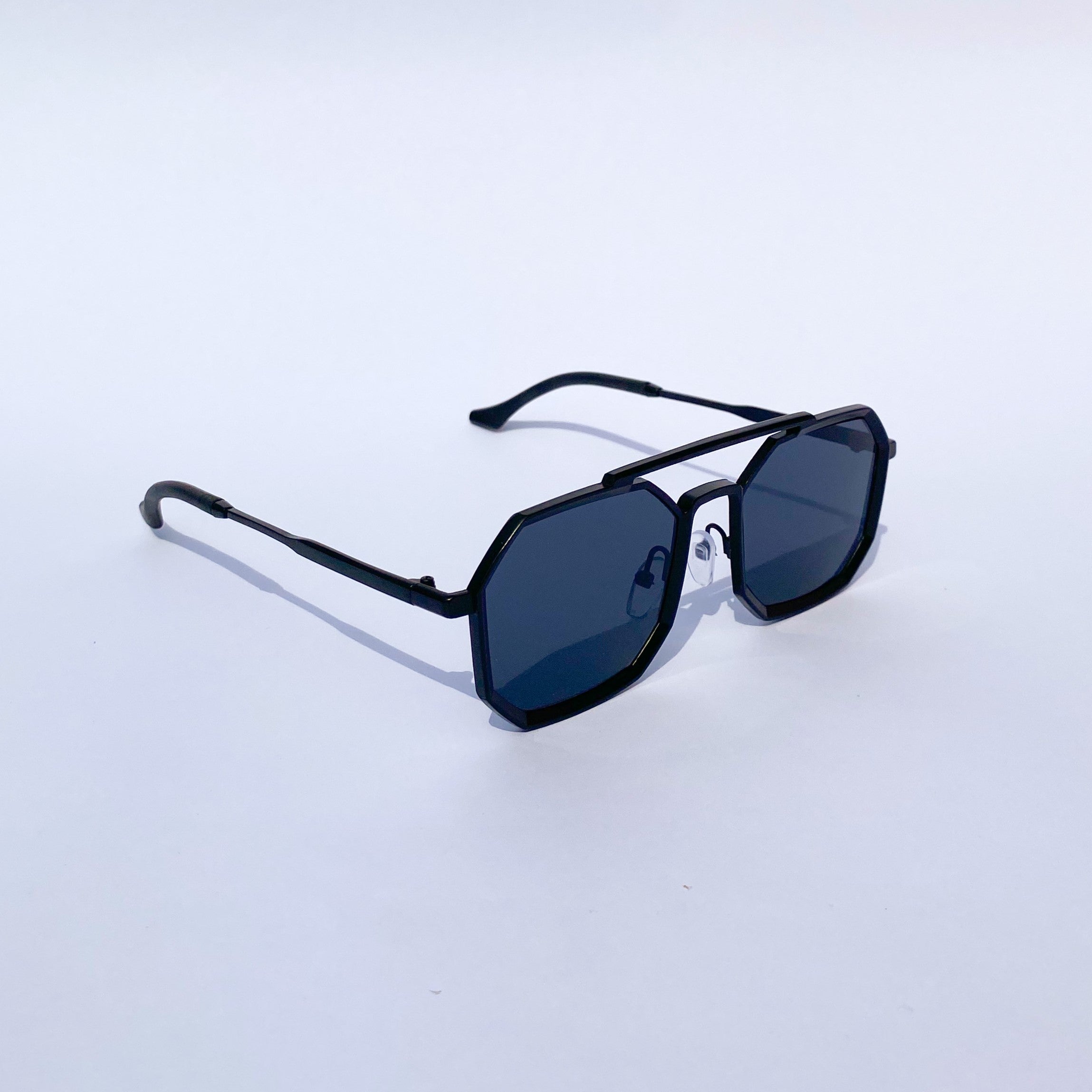 Andrew modern square sunglasses with a classic structured frame and high-clarity lenses for a versatile urban and festival look - Party People