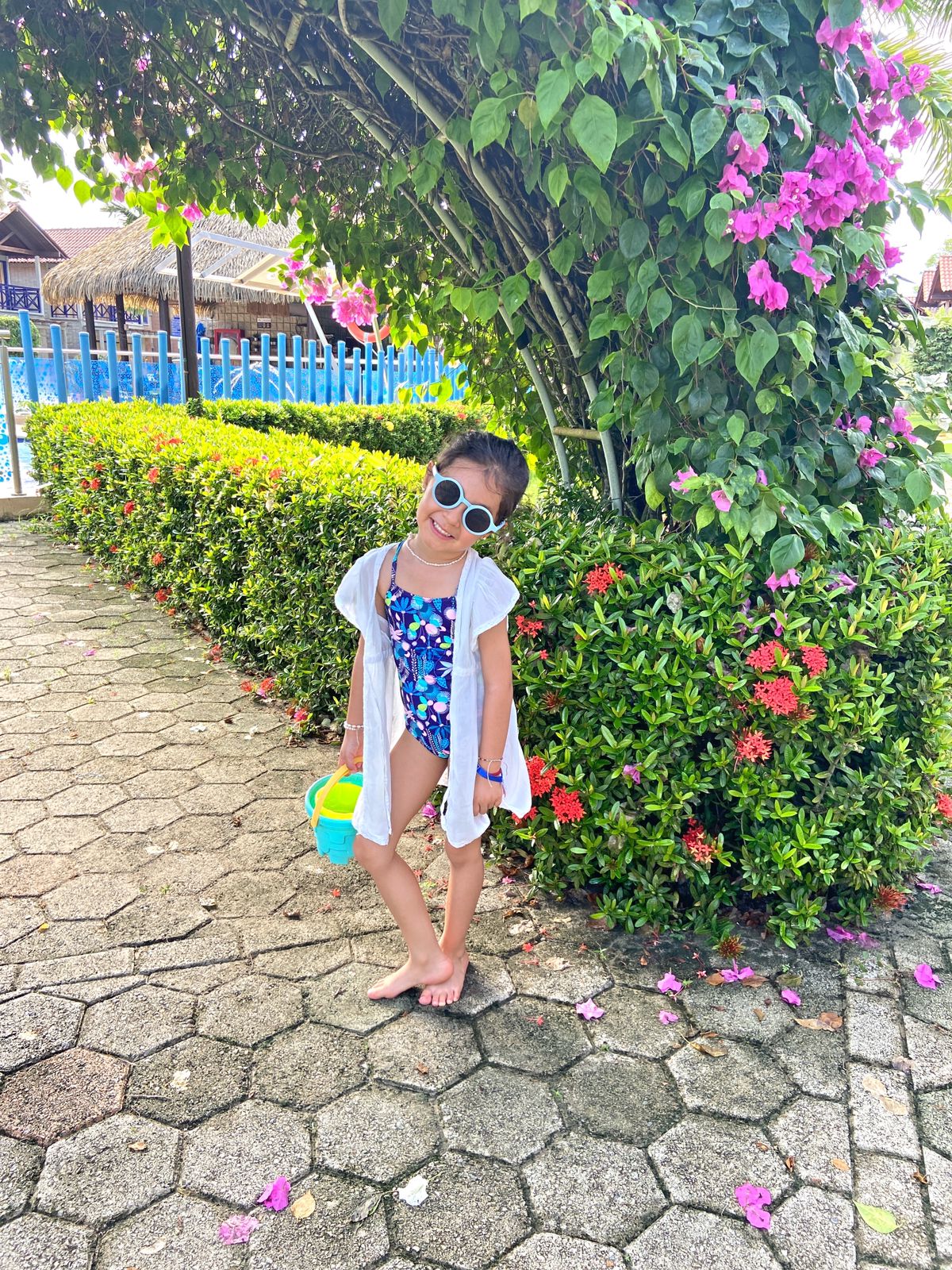 kids-sunglasses-party-people-sunglasses